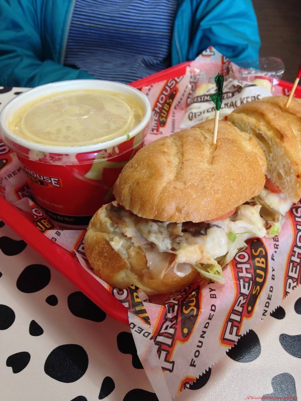 Firehouse Subs | meal delivery | 9548 Main St D, Fairfax, VA 22031, USA | 7032685545 OR +1 703-268-5545