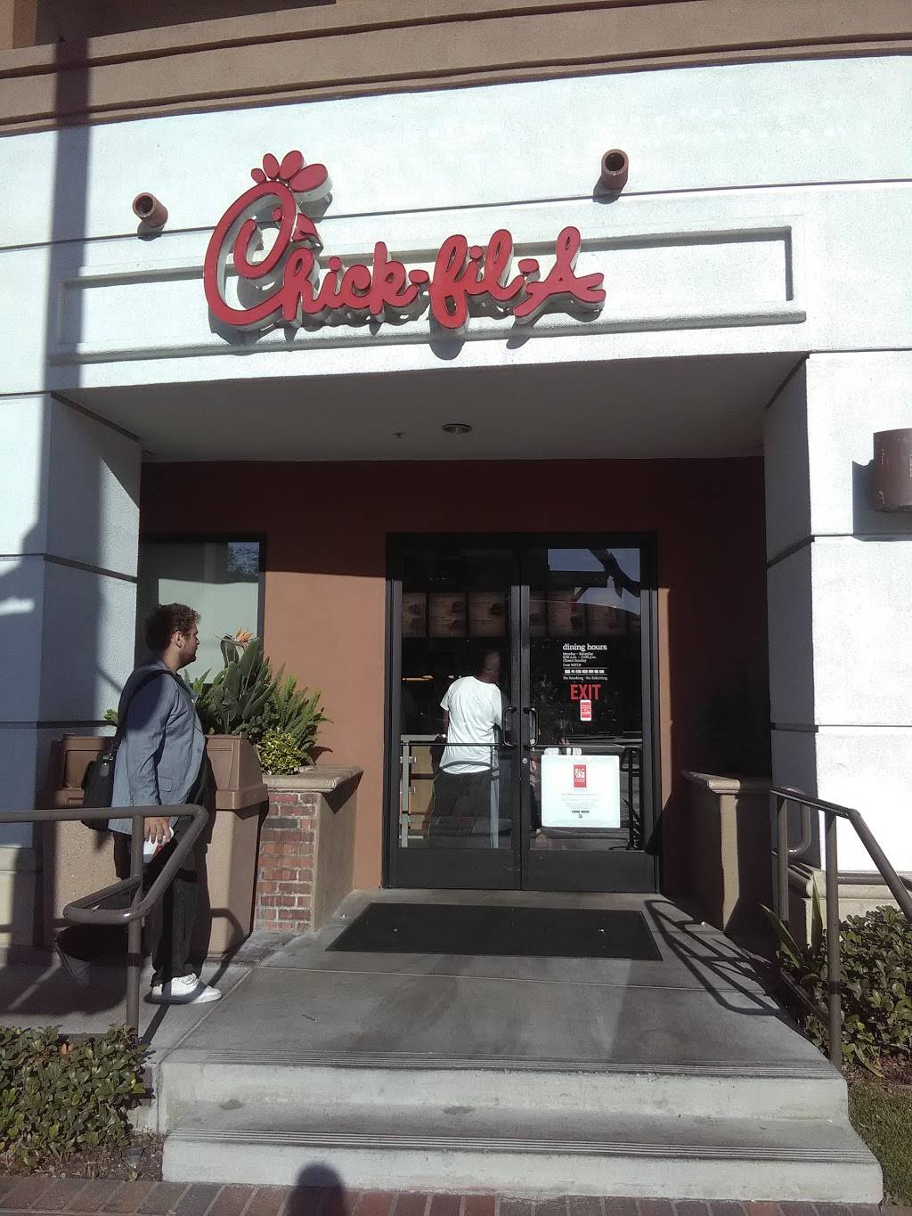 Chick-fil-A | restaurant | 3758 S Figueroa St, Los Angeles, CA 90007, USA | 2137478721 OR +1 213-747-8721