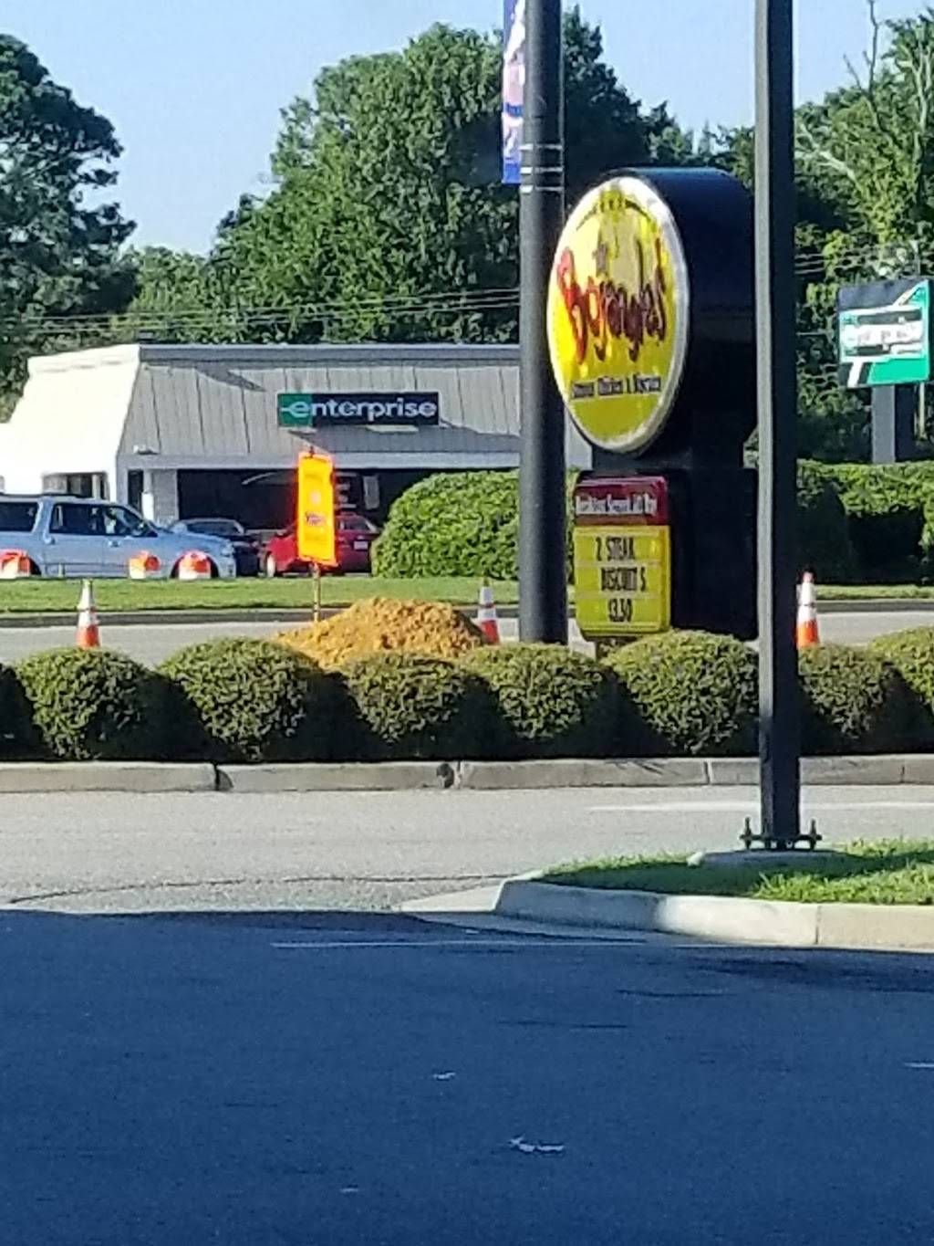 Bojangles Famous Chicken n Biscuits | restaurant | 1015 W Mercury Blvd, Hampton, VA 23666, USA | 7572247533 OR +1 757-224-7533