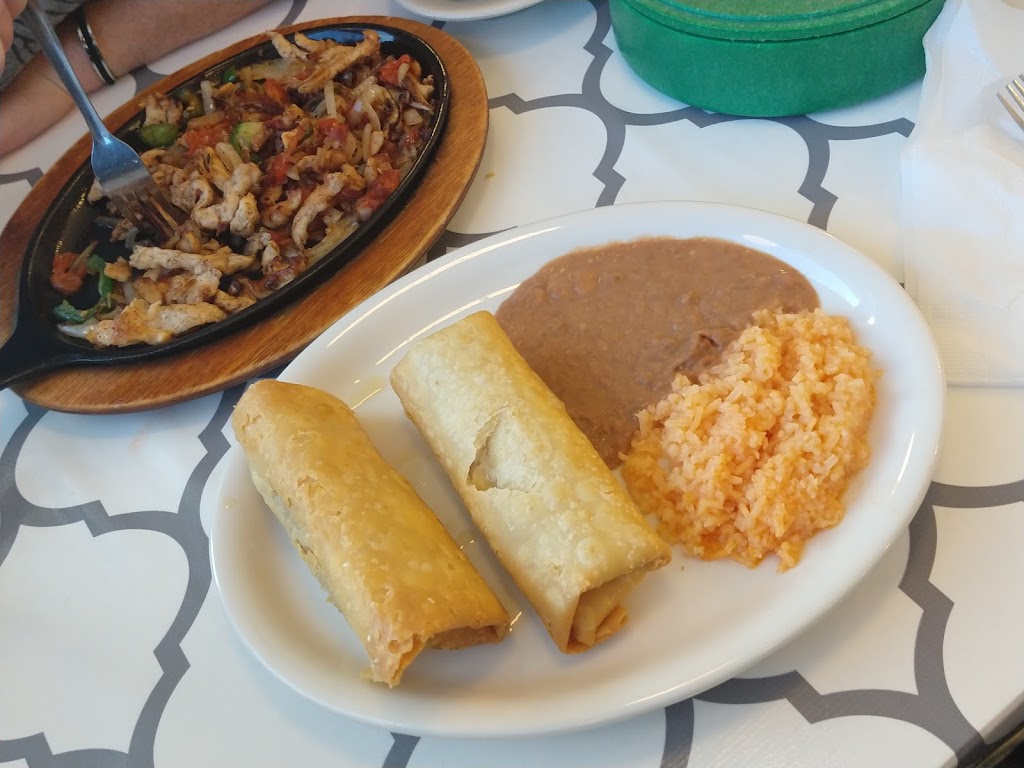 Acosta’s & Nieto’s Cafe Restaurant 110 W 4th St 2108, Hugoton, KS