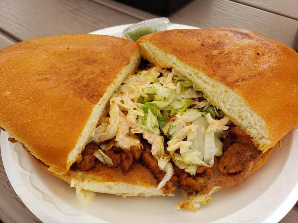 Mirandas Mexican Food Truck | restaurant | 3014 Southwest Blvd, Kansas City, MO 64108, USA | 8166958356 OR +1 816-695-8356