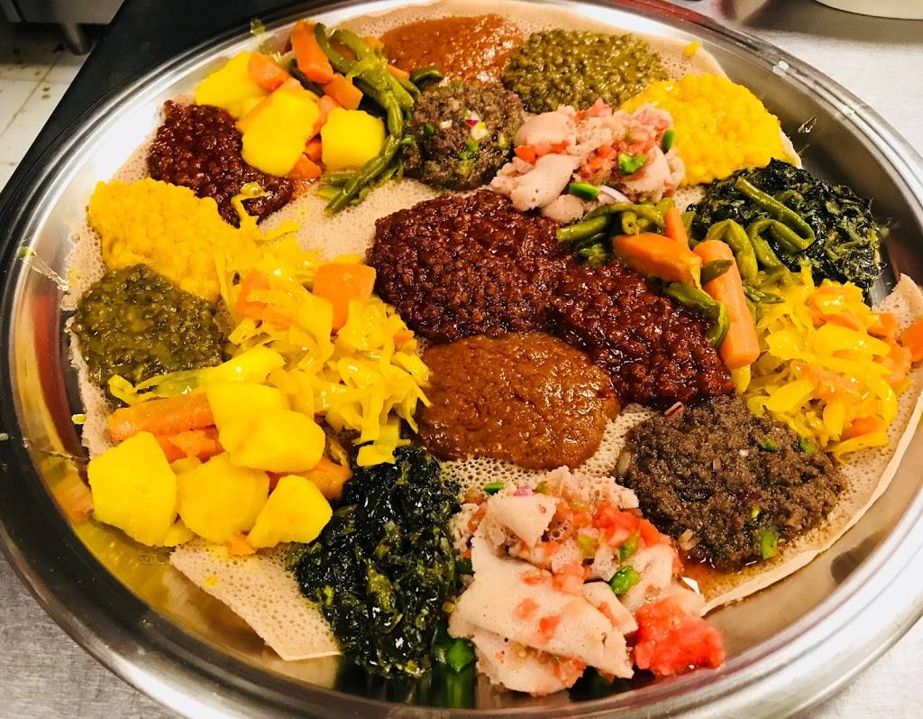 Enatye Ethiopian Restaurant | restaurant | 275 Sunset Park Drive, Herndon, VA 20170, USA | 7034352166 OR +1 703-435-2166