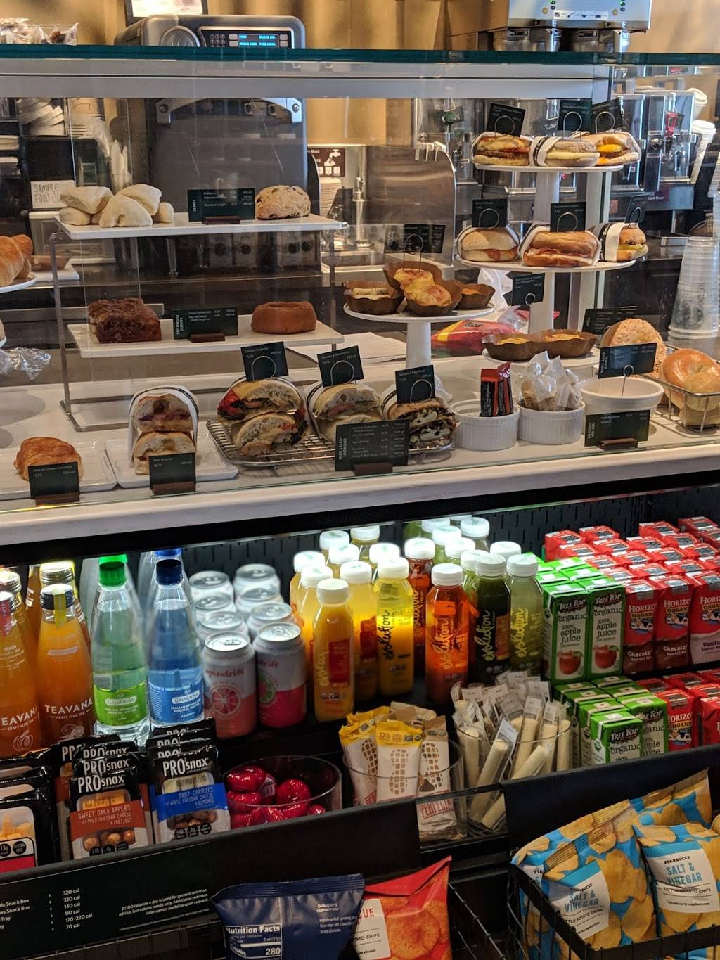 Starbucks | bakery | 13801 Grant St Suite 505, Thornton, CO 80023, USA | 7206218590 OR +1 720-621-8590