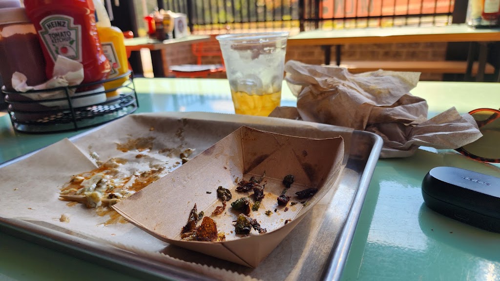 Community Burger | restaurant | 3200 Heritage Walk unit 101, Milton, GA 30004, USA | 4706575298 OR +1 470-657-5298