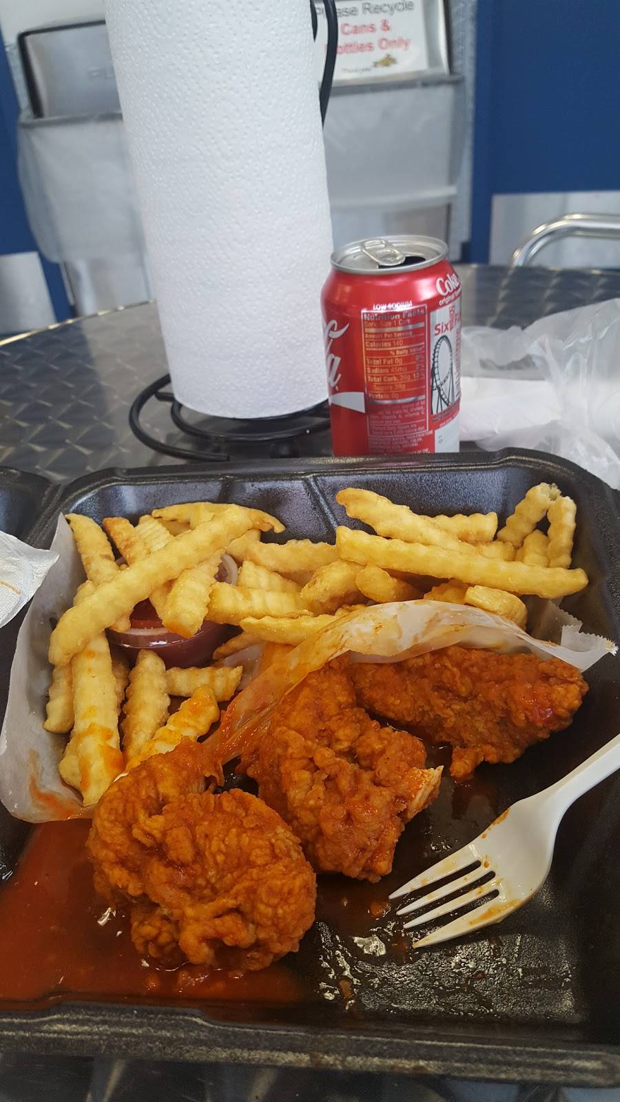 Wings Over West Hartford | meal delivery | 285 Park Rd, West Hartford, CT 06119, USA | 8602369464 OR +1 860-236-9464