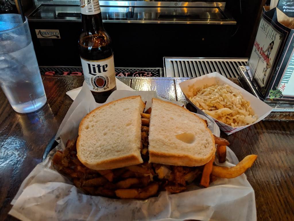 Luckys Sandwich Co Restaurant 3472 N Clark St Chicago Il 60657 Usa