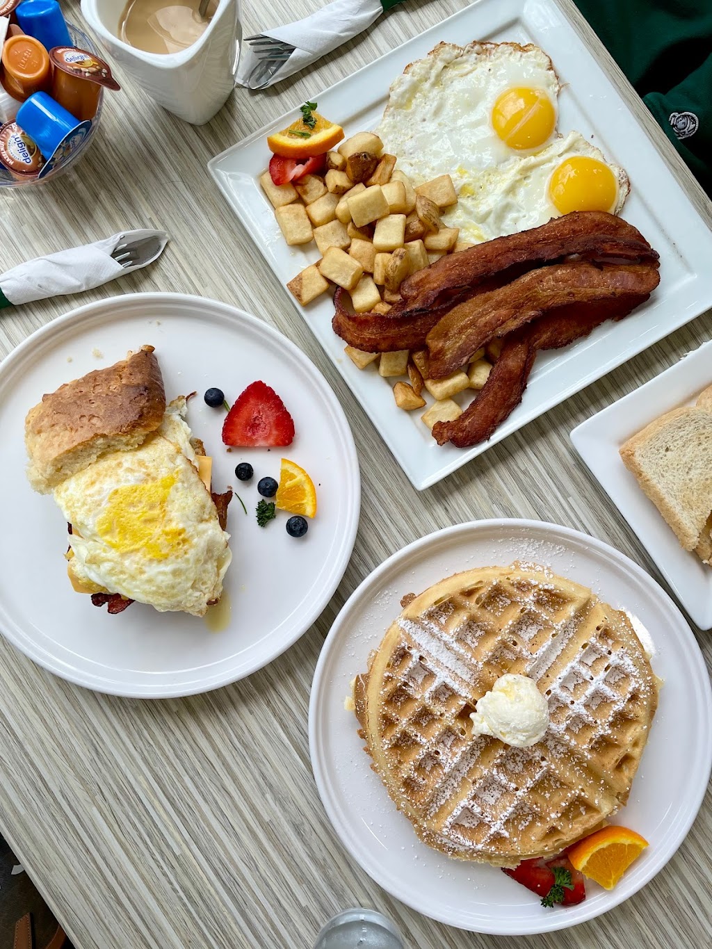 Biscuits and Gravy | 331 N Main St, Clawson, MI 48017, USA