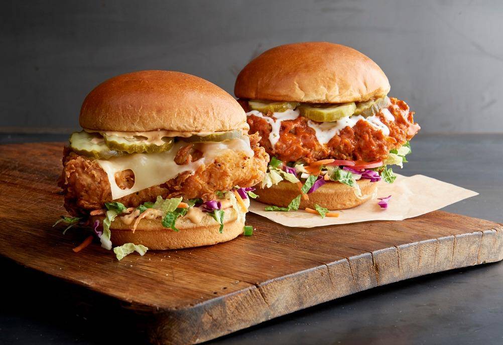 Buffalo Wild Wings | meal takeaway | 8505 SW Tualatin-Sherwood Rd, Tualatin, OR 97062, USA | 5034865295 OR +1 503-486-5295