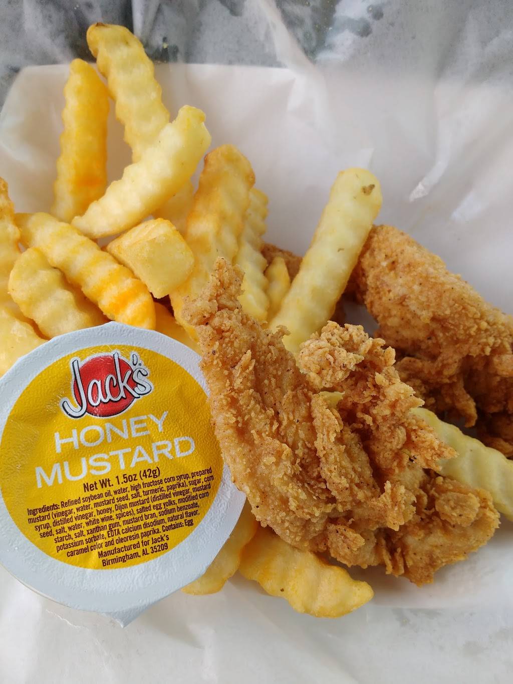 Jacks | restaurant | 32 Wedowee Cove Dr, Wedowee, AL 36278, USA | 2568030077 OR +1 256-803-0077