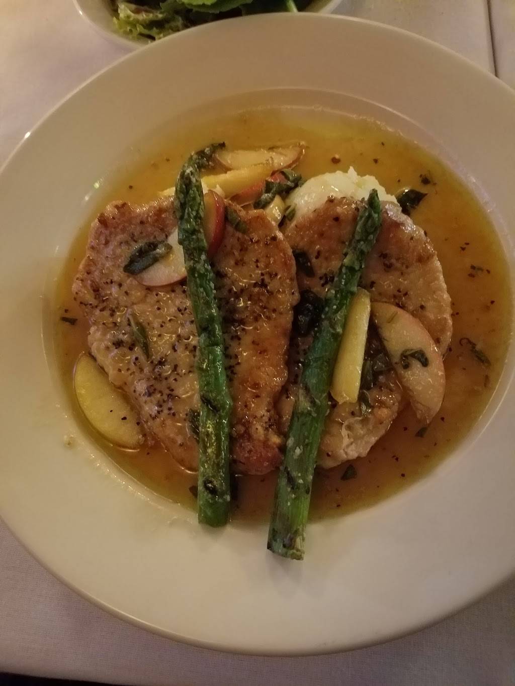 Iron Horse Restaurant | restaurant | 103 Main St, Blackwater, MO 65322, USA | 6608462011 OR +1 660-846-2011