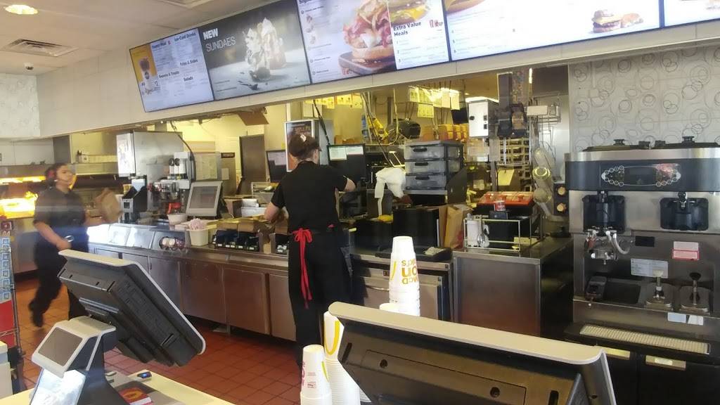 McDonalds | cafe | 6505 S Dale Mabry Hwy, Tampa, FL 33611, USA | 8138395252 OR +1 813-839-5252