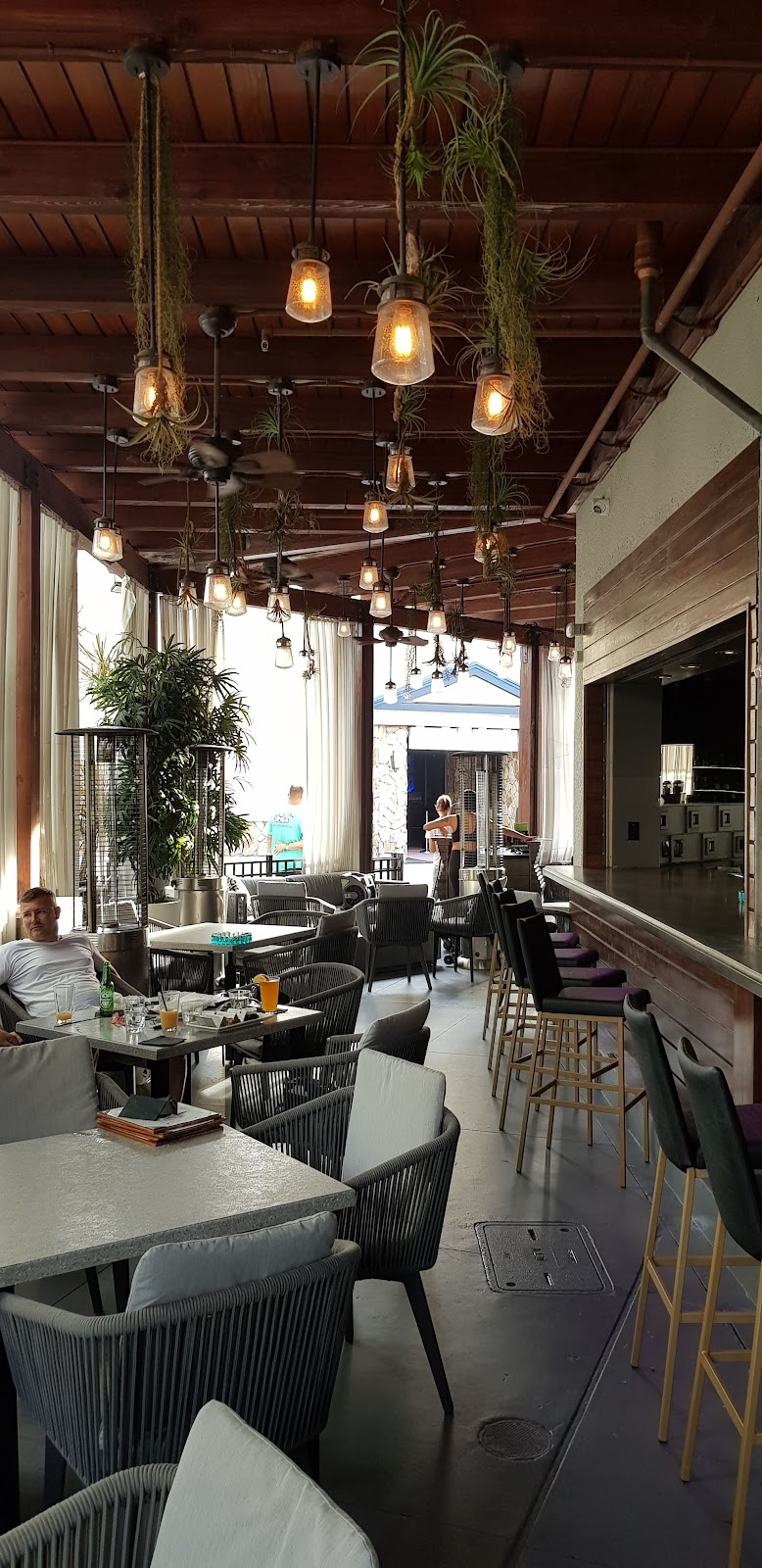 Cavo Lounge | restaurant | 9108 Strada Pl #14120, Naples, FL 34108, USA | 2394318706 OR +1 239-431-8706