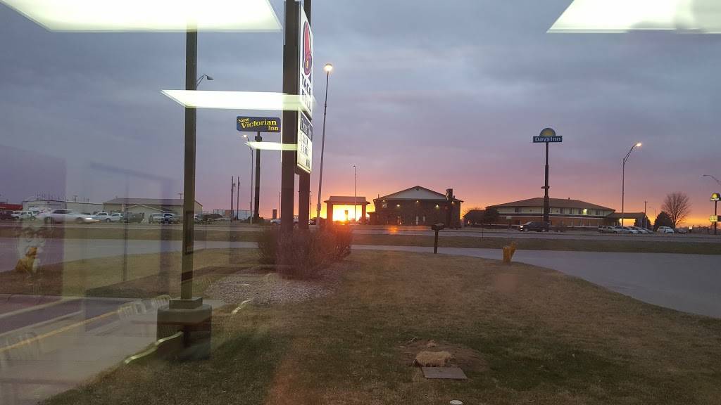 KFC | restaurant | 3803 S Lincoln Ave, York, NE 68467, USA | 4023626845 OR +1 402-362-6845