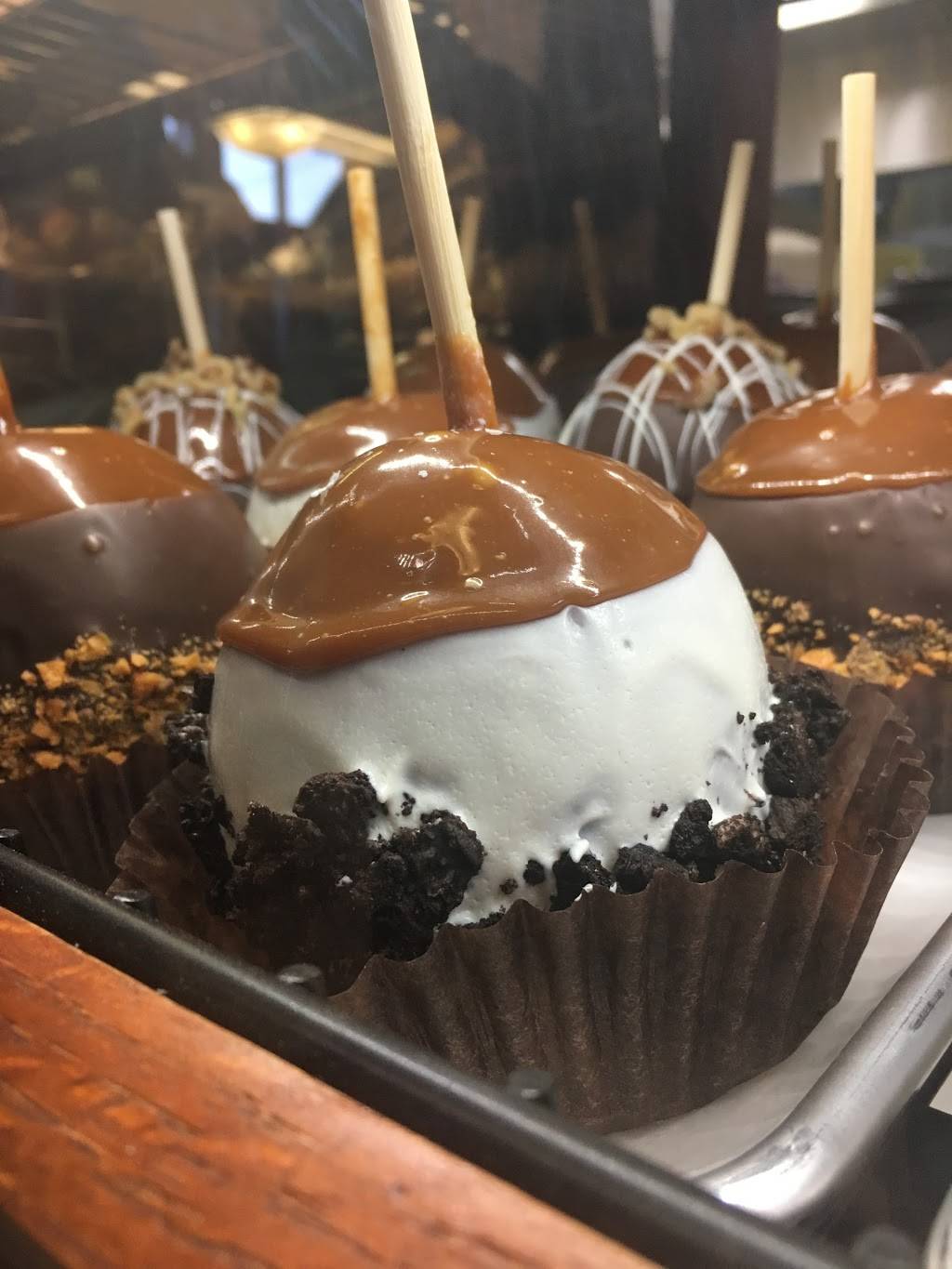 Kneaders Bakery & Cafe 1821 N Rock Rd, Wichita, KS 67206, USA