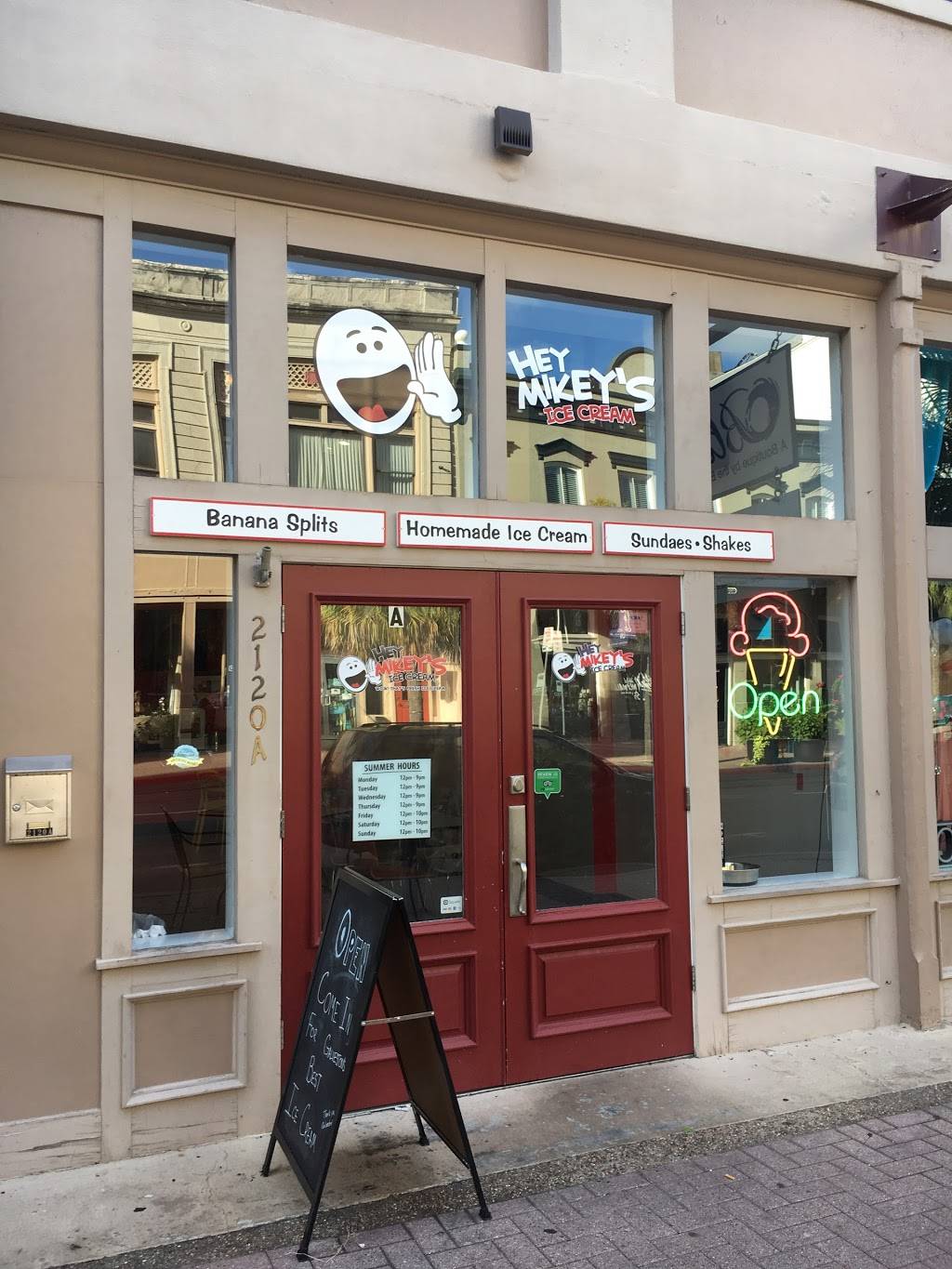 Hey Mikey's Ice Cream Cafe 2120 Postoffice St, Galveston, TX 77550, USA