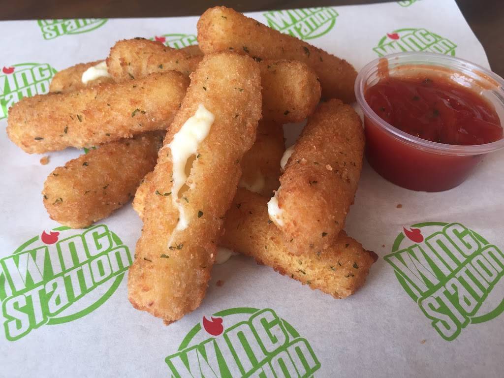 Wing Station | restaurant | 4340 Sienna Pkwy #104, Missouri City, TX 77459, USA | 3468167213 OR +1 346-816-7213