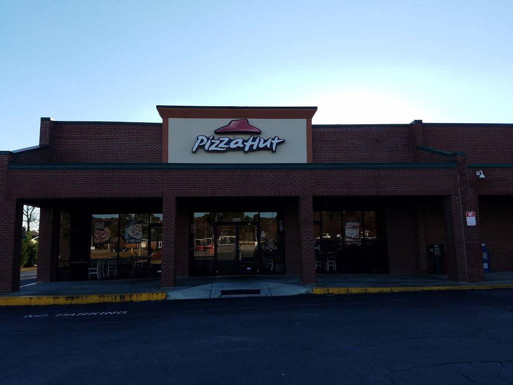 Pizza Hut - Meal takeaway | 9003 Richlands Hwy, Richlands, NC 28574, USA