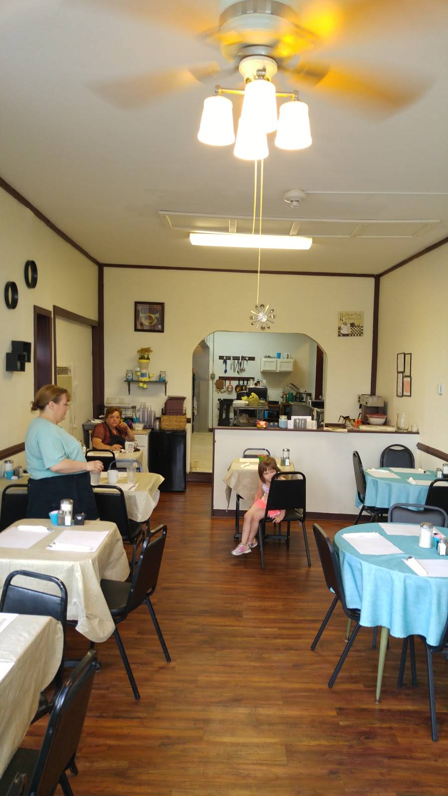 Norma Jeans Cafe | restaurant | 200 Hannibal St, Fulton, NY 13069, USA | 3152978262 OR +1 315-297-8262