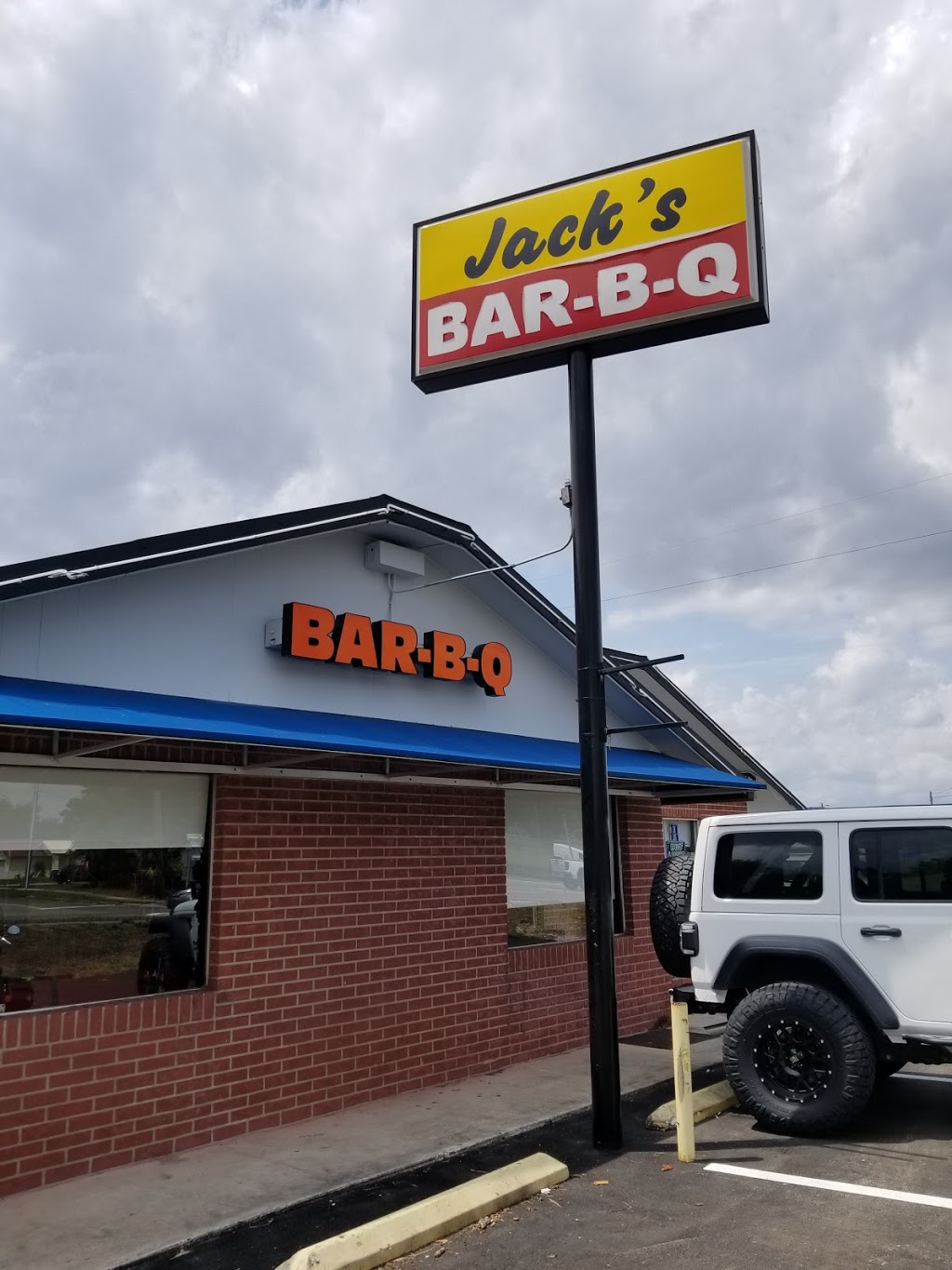 Smokin' Jack's Bar-B-Q | 100 S Hwy 27, Minneola, FL 34715, USA