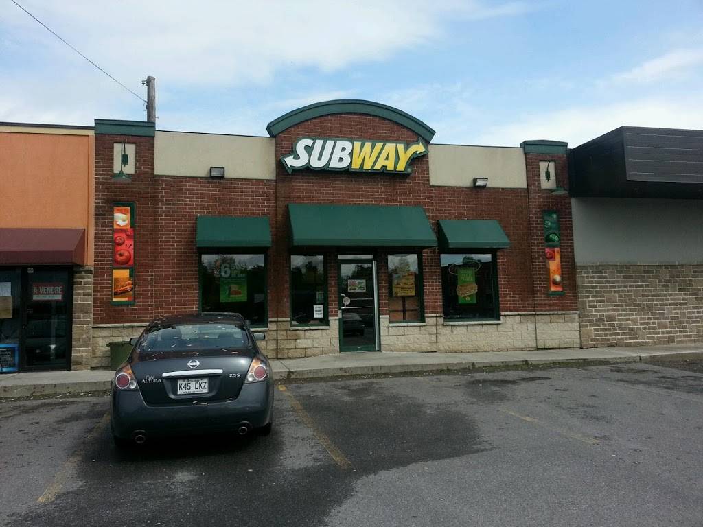 Subway | 2 Rue Henderson, Huntingdon, QC J0S 1H0, Canada