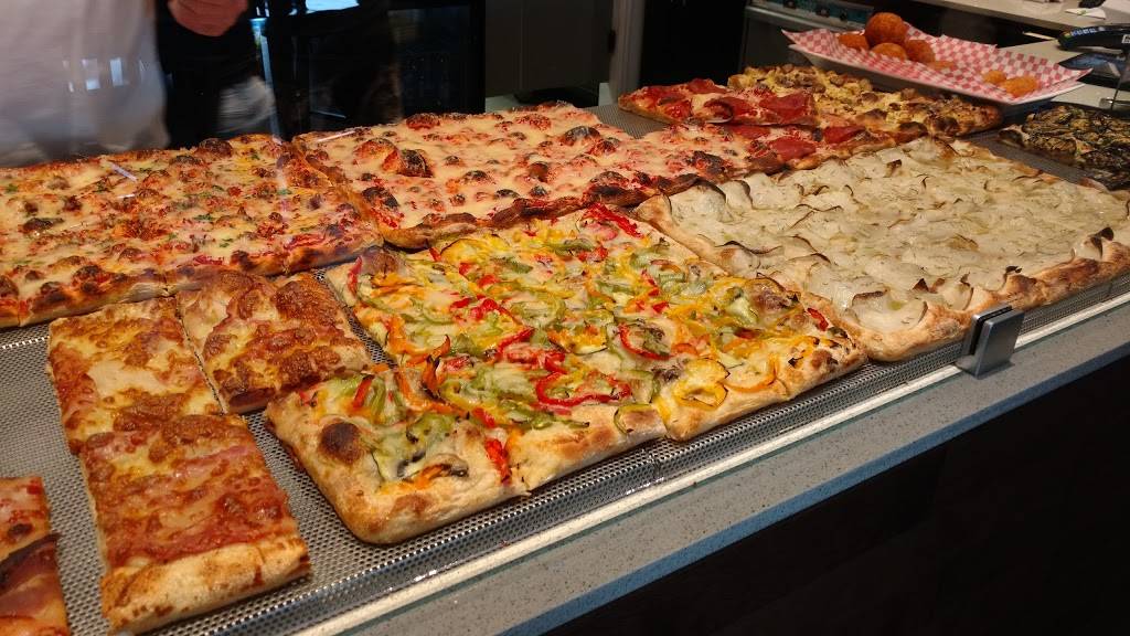 Taglio di Roma | restaurant | 949 Boulevard dAuteuil, Laval, QC H7E 5J7, Canada | 4509368660 OR +1 450-936-8660
