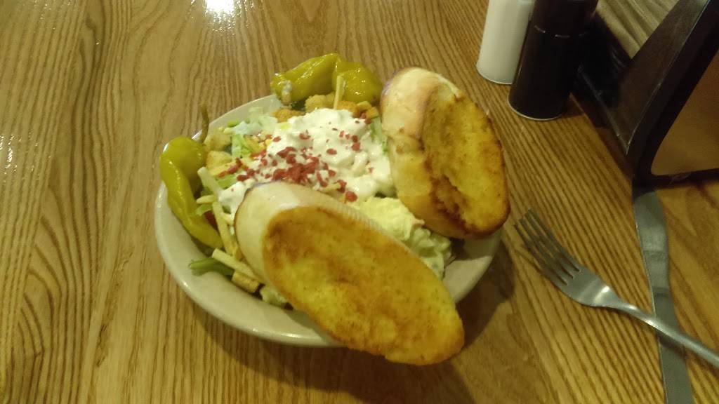 Village Inn Pizza Parlor | restaurant | 2138 Statesville Blvd, Salisbury, NC 28147, USA | 7046334561 OR +1 704-633-4561