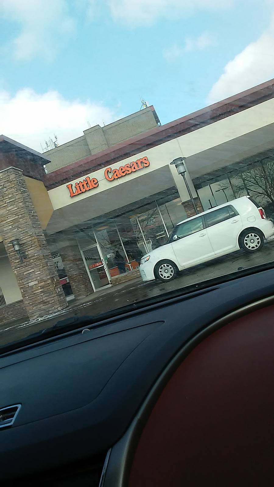 Little Caesars Pizza | meal takeaway | 1878 Union Ave, Natrona Heights, PA 15065, USA | 7242261490 OR +1 724-226-1490