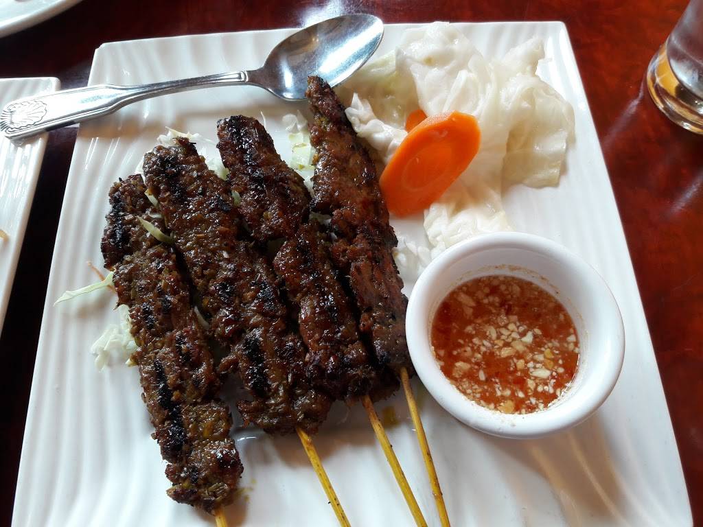 Phnom Penh Restaurant | restaurant | 3912 MacArthur Blvd, Oakland, CA 94619, USA | 5104828989 OR +1 510-482-8989