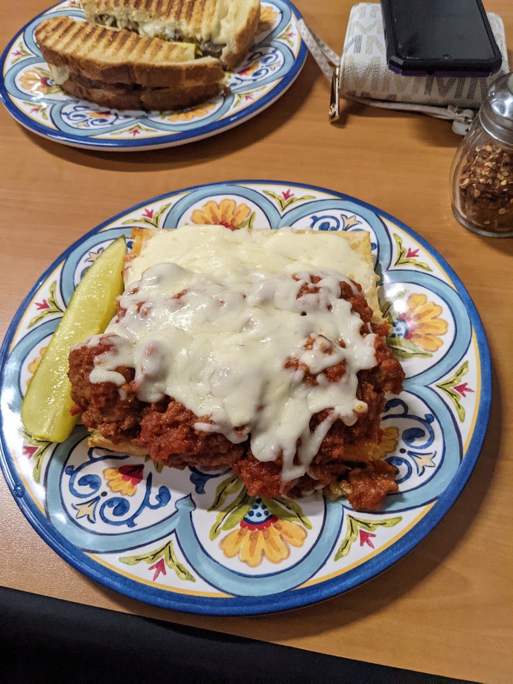 Mias Caffe | restaurant | 2100 Front St, Meridian, MS 39301, USA | 6018800182 OR +1 601-880-0182