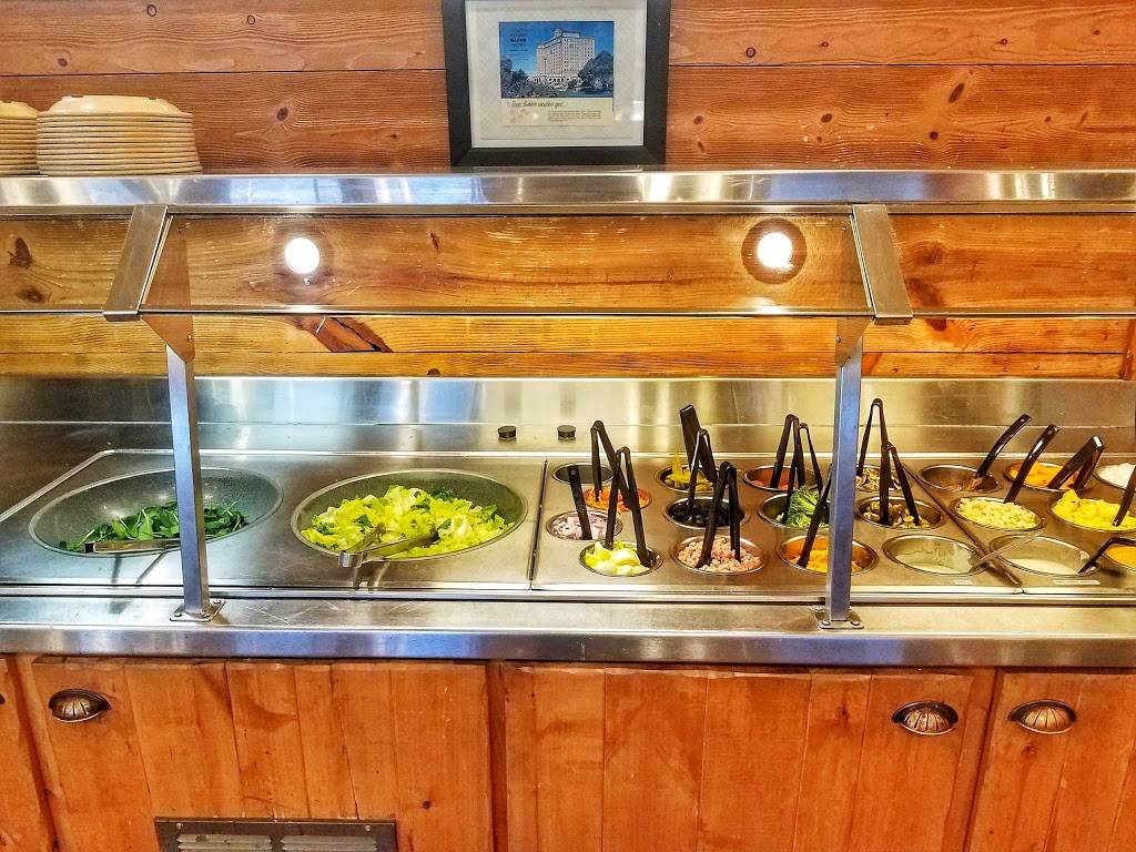 Old School Pizza Company | restaurant | 215 NE 27th Ave, Mineral Wells, TX 76067, USA | 9403251515 OR +1 940-325-1515