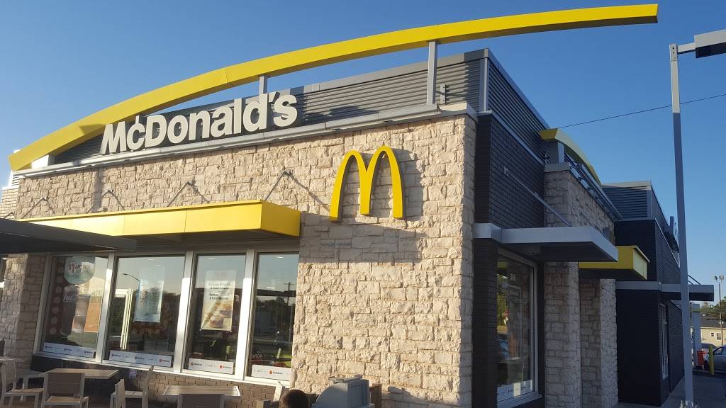 McDonald's - Cafe | 306 W University Dr, Denton, TX 76201, USA