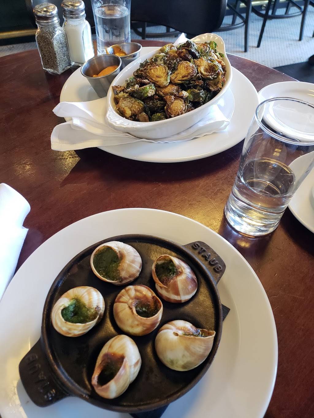 Django | restaurant | 1420 Locust St, Des Moines, IA 50309, USA | 5152880268 OR +1 515-288-0268