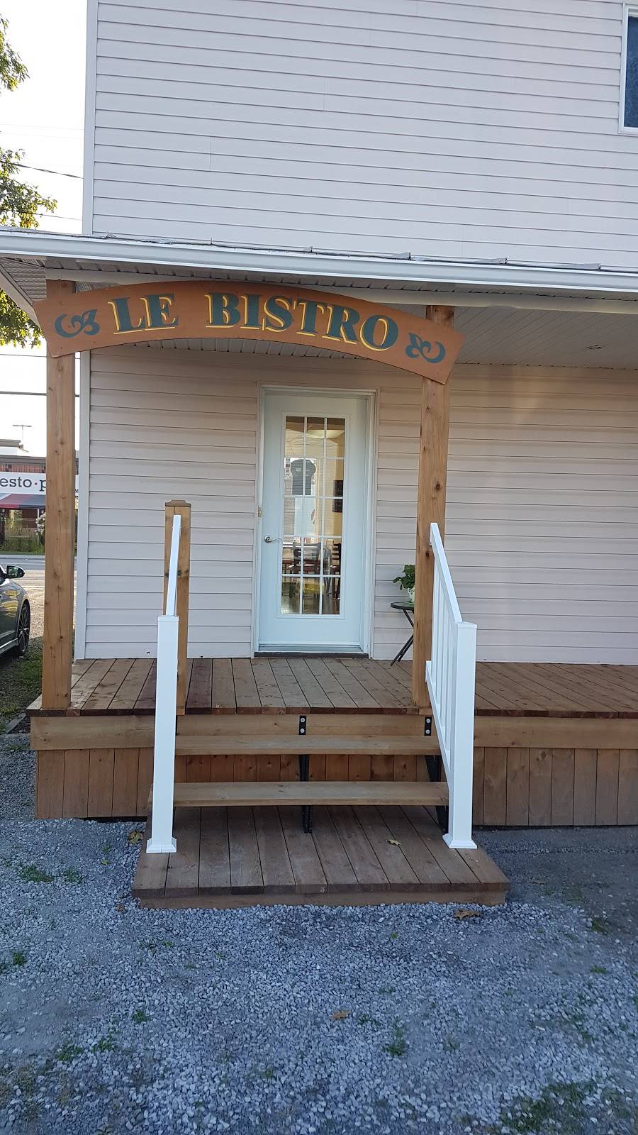 Une Petite Bouchée | restaurant | 839 Boulevard Thibeau, Trois-Rivières, QC G8T 7A8, Canada | 8198525651 OR +1 819-852-5651