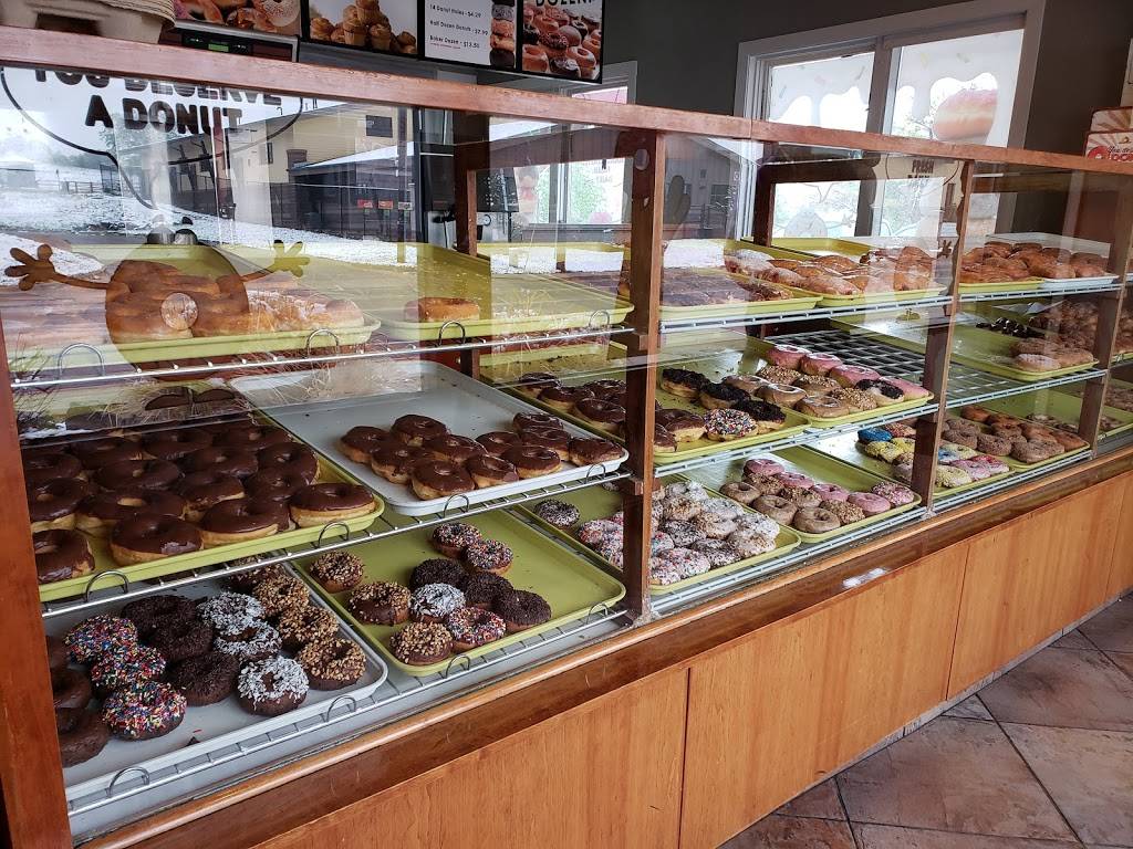 City Donuts | bakery | 5816 S Lowell Blvd, Littleton, CO 80123, USA | 3039530856 OR +1 303-953-0856