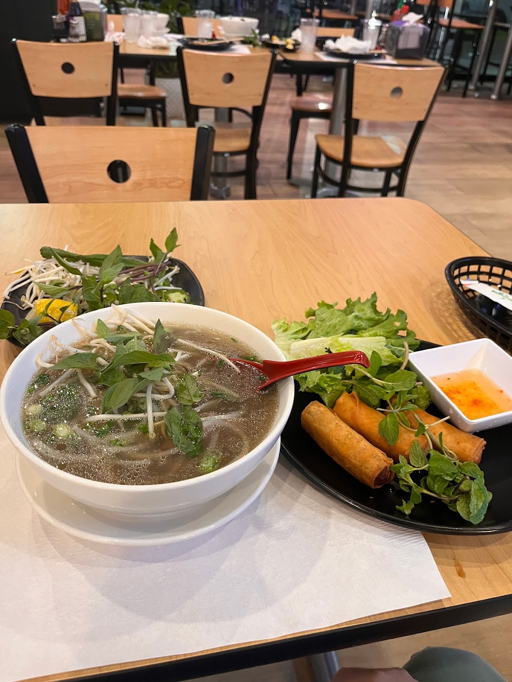 Pho & Crawfish House | restaurant | 5751 E Pacific Coast Hwy E3, Long Beach, CA 90803, USA | 5623432424 OR +1 562-343-2424