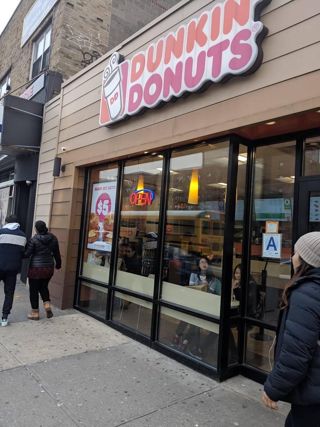 Dunkin | bakery | 86-10 Queens Blvd, Queens, NY 11373, USA | 2038223003 OR +1 203-822-3003