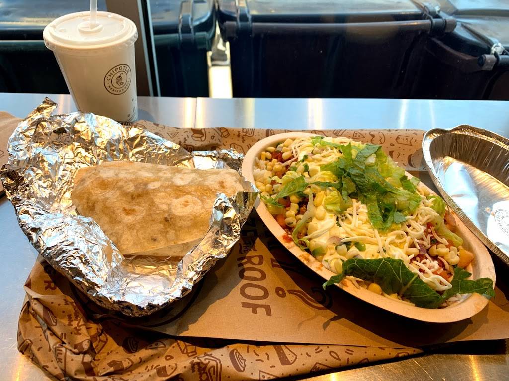 Chipotle Mexican Grill Restaurant 2507 W Clifton Ave Cincinnati Oh 45219 Usa