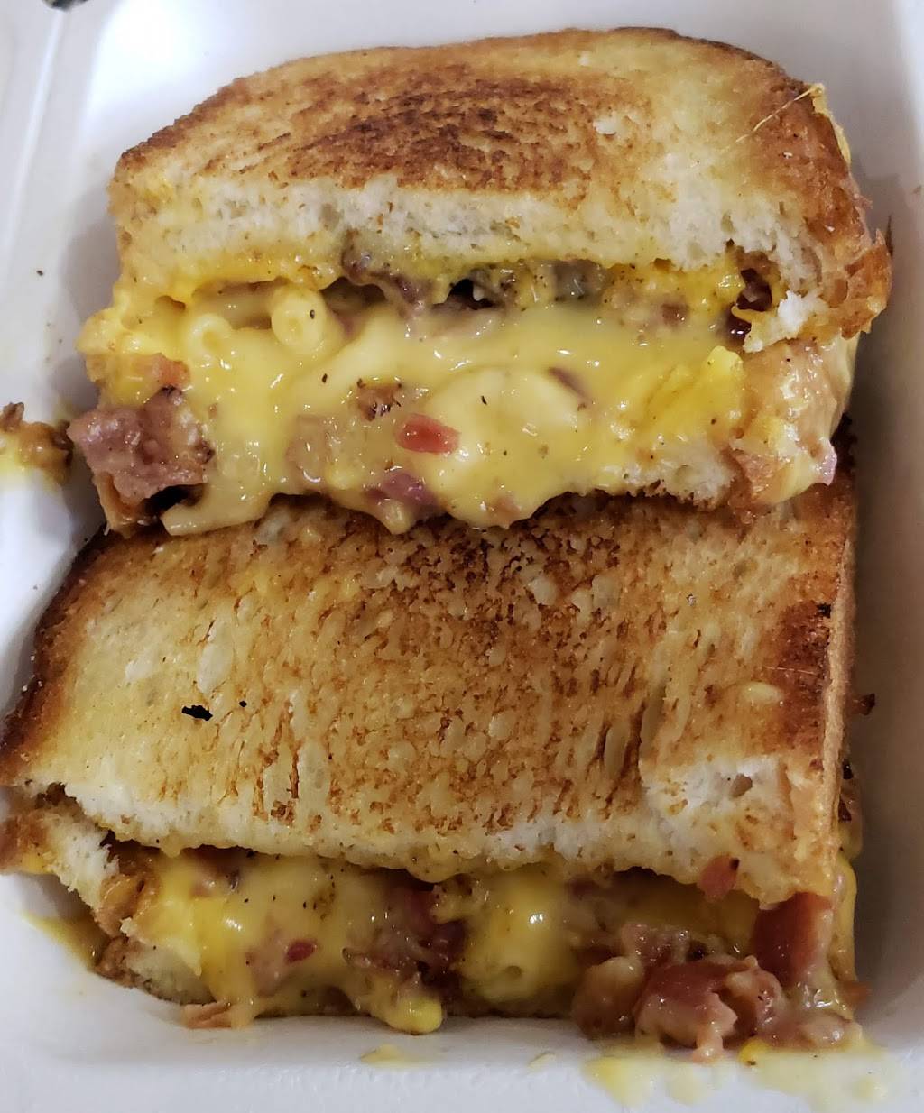 Planet Grilled Cheese | restaurant | 153 Westshore Plaza suite F3, Tampa, FL 33609, USA | 8139928098 OR +1 813-992-8098