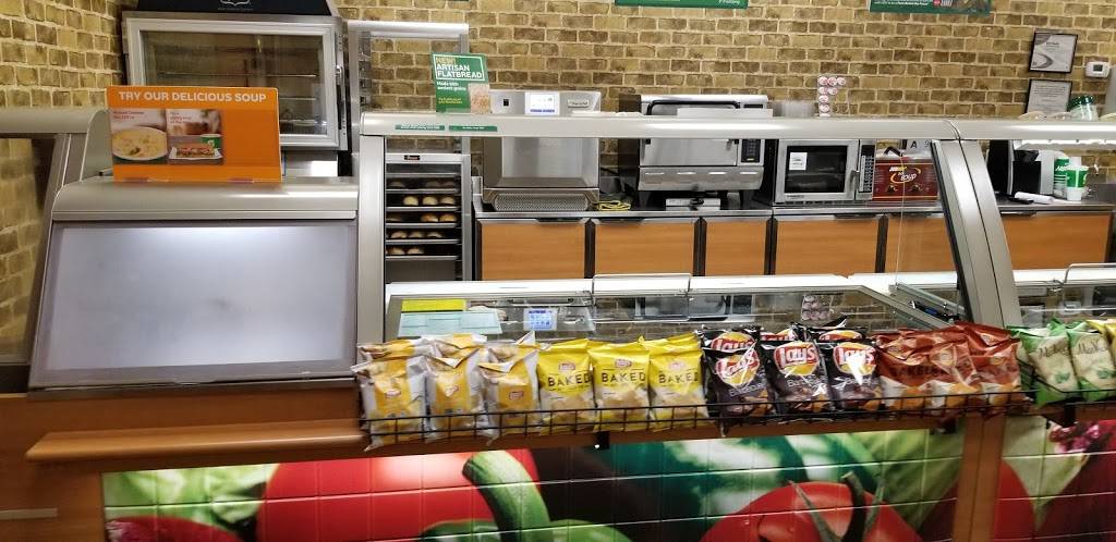 Subway | restaurant | 3916 Goldsboro Rd, Wade, NC 28395, USA | 9102233000 OR +1 910-223-3000