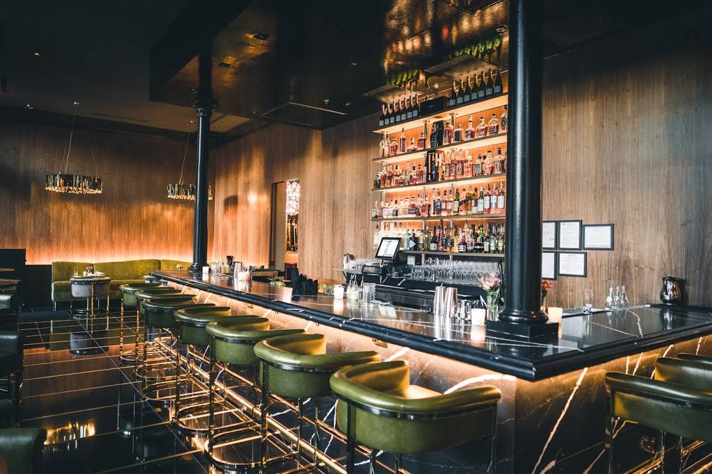 Bourbon N Bubbles | restaurant | 570 King St, Charleston, SC 29403, USA | 8544291011 OR +1 854-429-1011