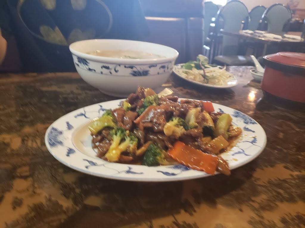 Red Lantern | meal delivery | 8770 Wadsworth Blvd # P, Arvada, CO 80003, USA | 3034228353 OR +1 303-422-8353