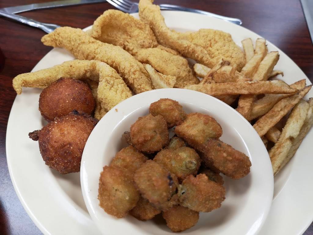 Cotton Patch Cafe | restaurant | 1413 TX-31, Athens, TX 75751, USA | 9036701208 OR +1 903-670-1208
