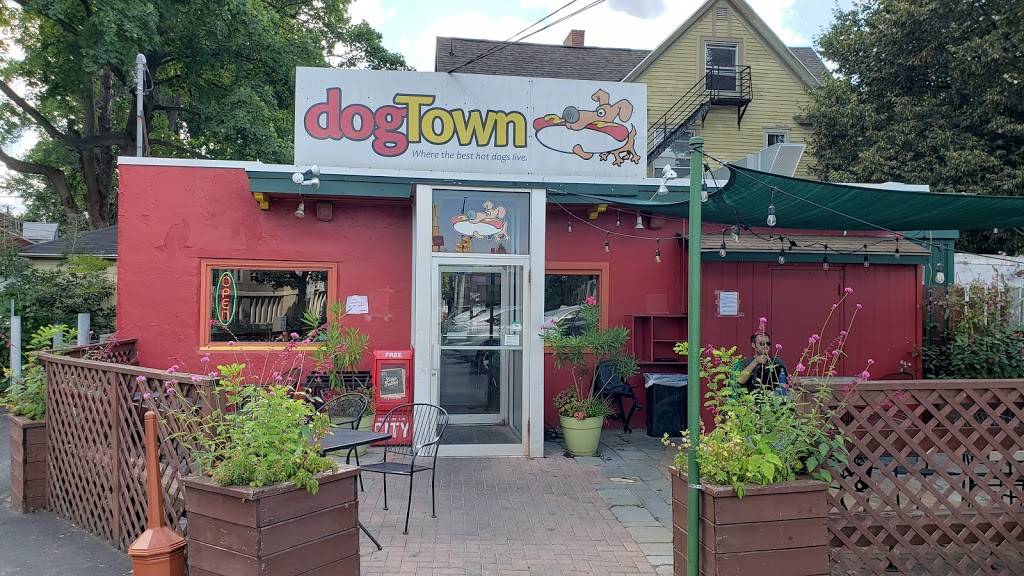 Dogtown - Restaurant | 691 Monroe Ave, Rochester, NY 14607, USA