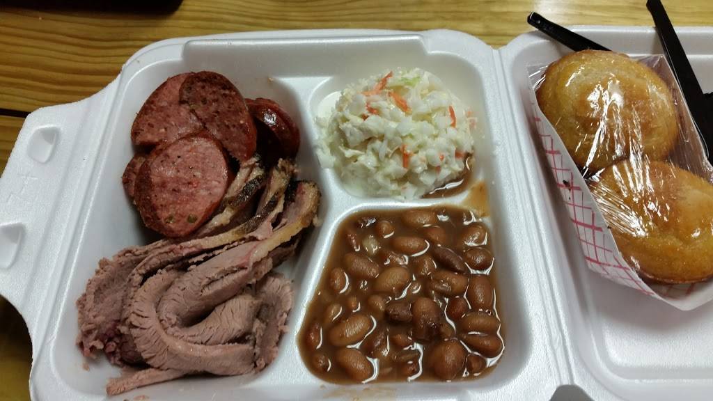 Coles Bar-B-Q | restaurant | 1022 W Commerce St, Fairfield, TX 75840, USA | 9033893013 OR +1 903-389-3013