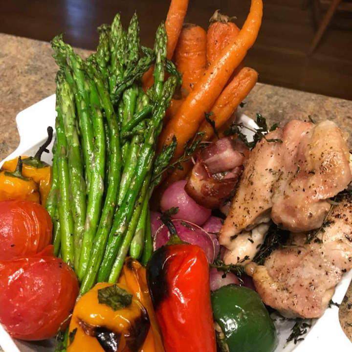 Francis & Mount | restaurant | 131 N Washington St, Crawfordsville, IN 47933, USA | 7659188858 OR +1 765-918-8858