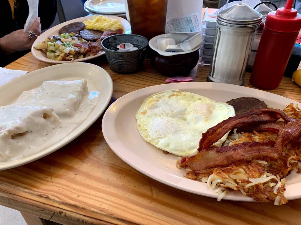 Kittys Cafe | cafe | 18904 Farm to Market Rd 1488, Magnolia, TX 77355, USA | 2812524160 OR +1 281-252-4160
