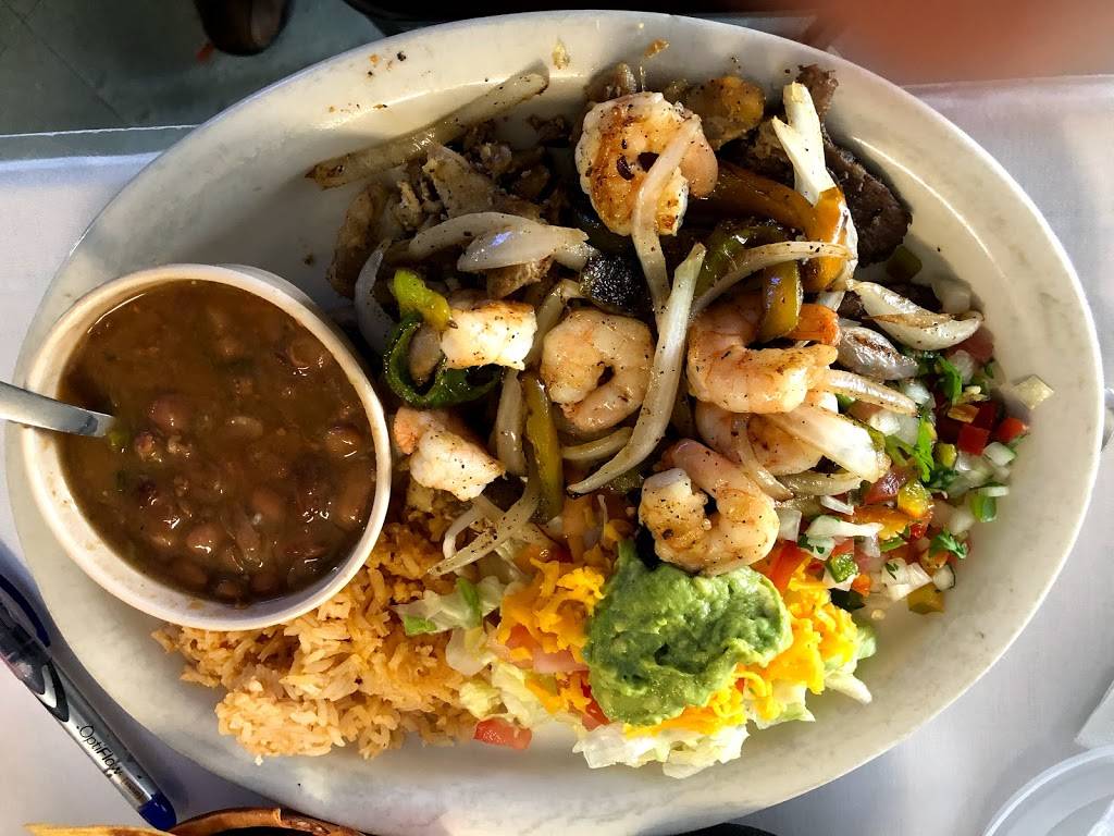 Olivia's Mexican Restaurant | 1008 C St, Floresville, TX 78114, USA