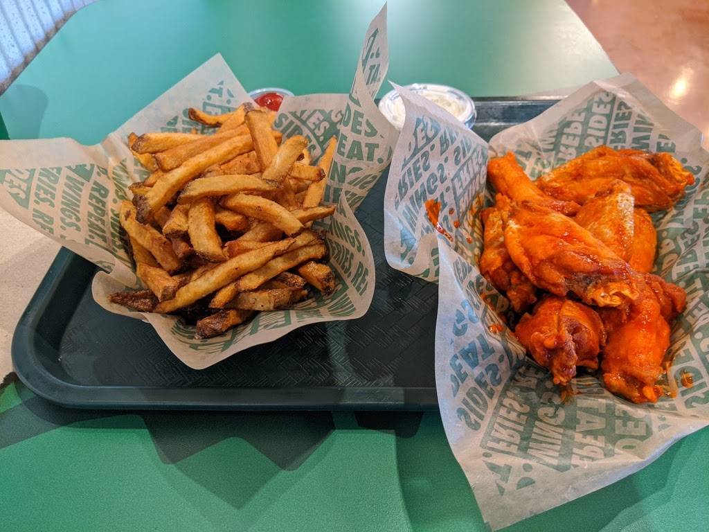 Wingstop - Restaurant | 1050 Sunland Park Dr Ste P-100, El Paso, TX ...