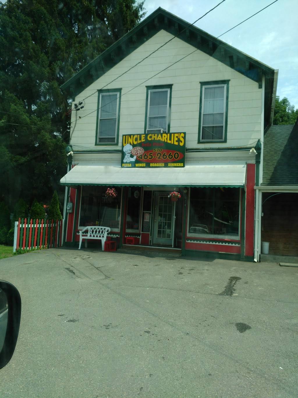 Uncle Charlies Bella Pizza | restaurant | 914 Main St, New Milford, PA 18834, USA | 5704652660 OR +1 570-465-2660
