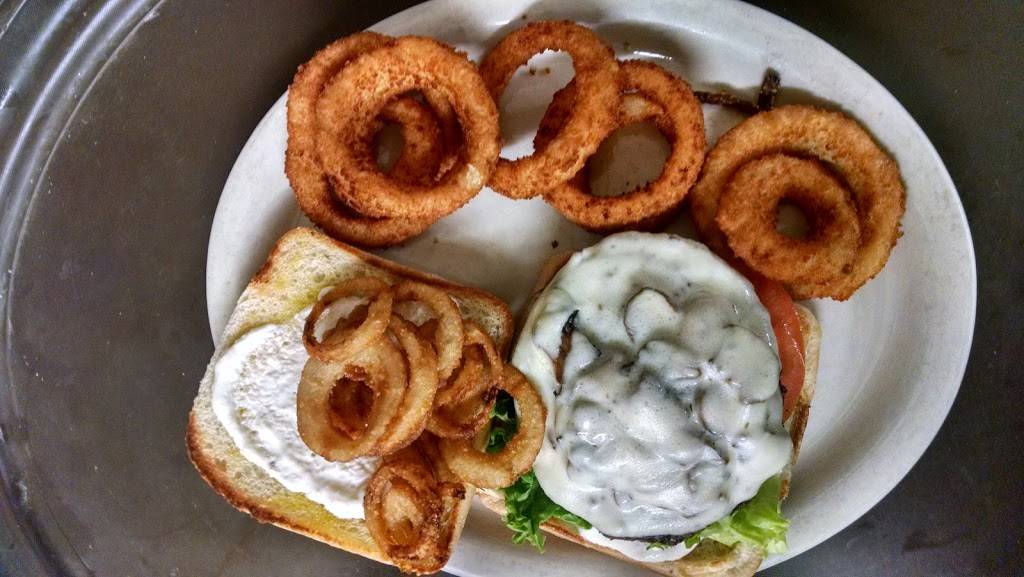Leifs Cafe | restaurant | 904 N Railroad St, Eagle River, WI 54521, United States | 7154792766 OR +1 715-479-2766